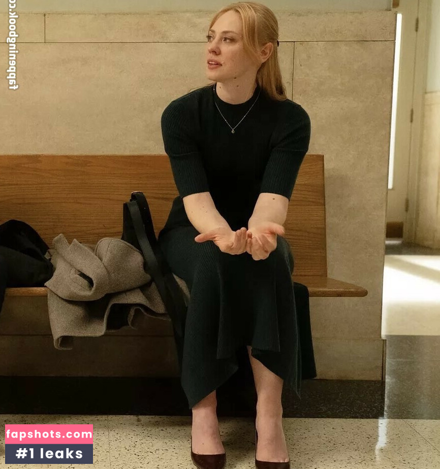 Deborah Ann Woll gallery photo #3