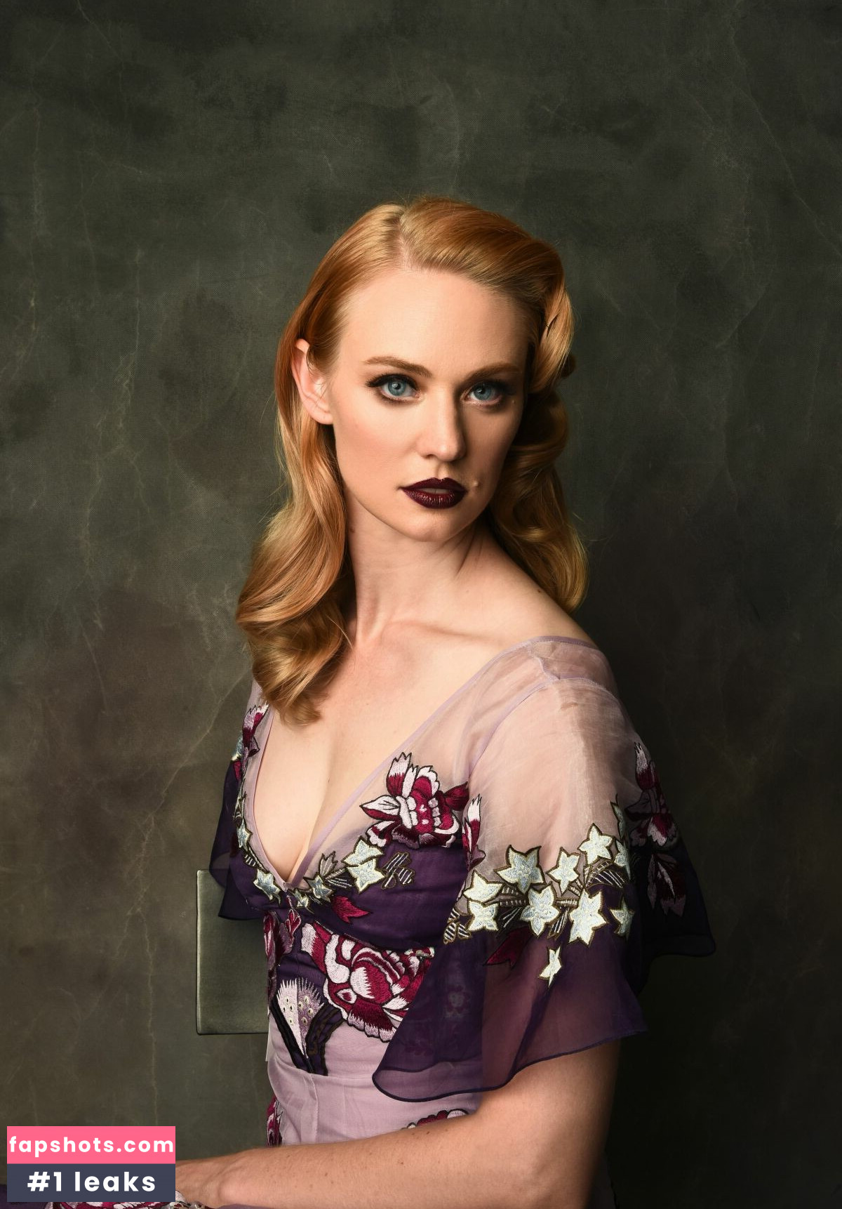 Deborah Ann Woll gallery photo #44