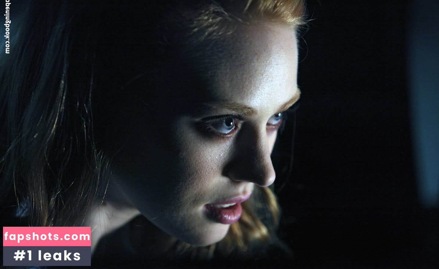 Deborah Ann Woll gallery photo #66