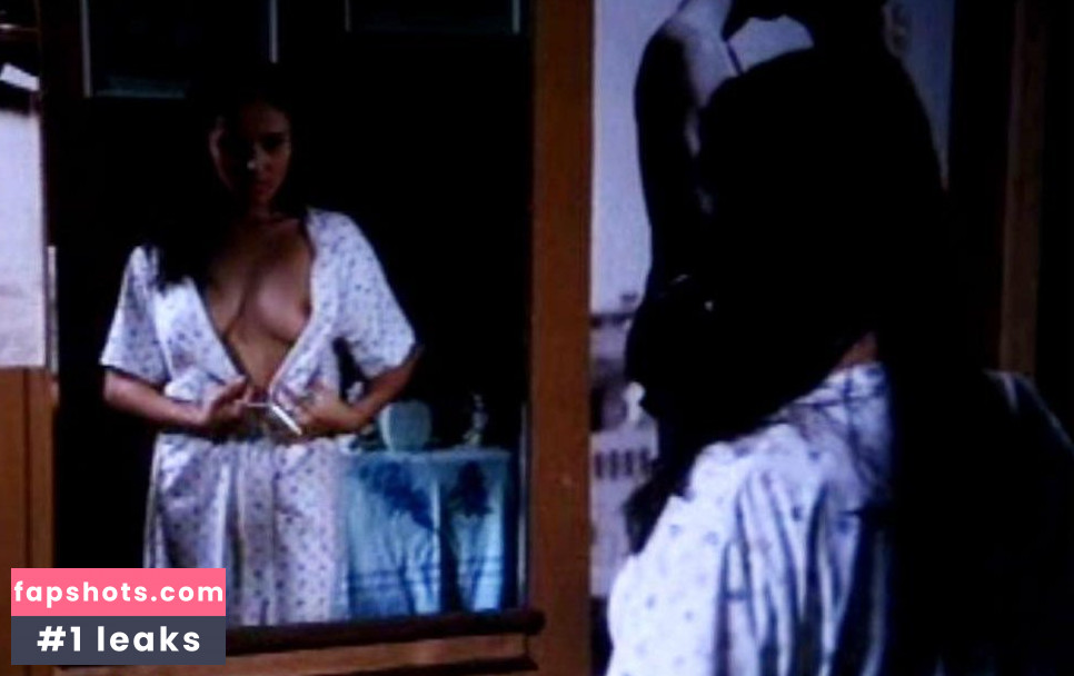 Deborah Carpio nude babe gallery