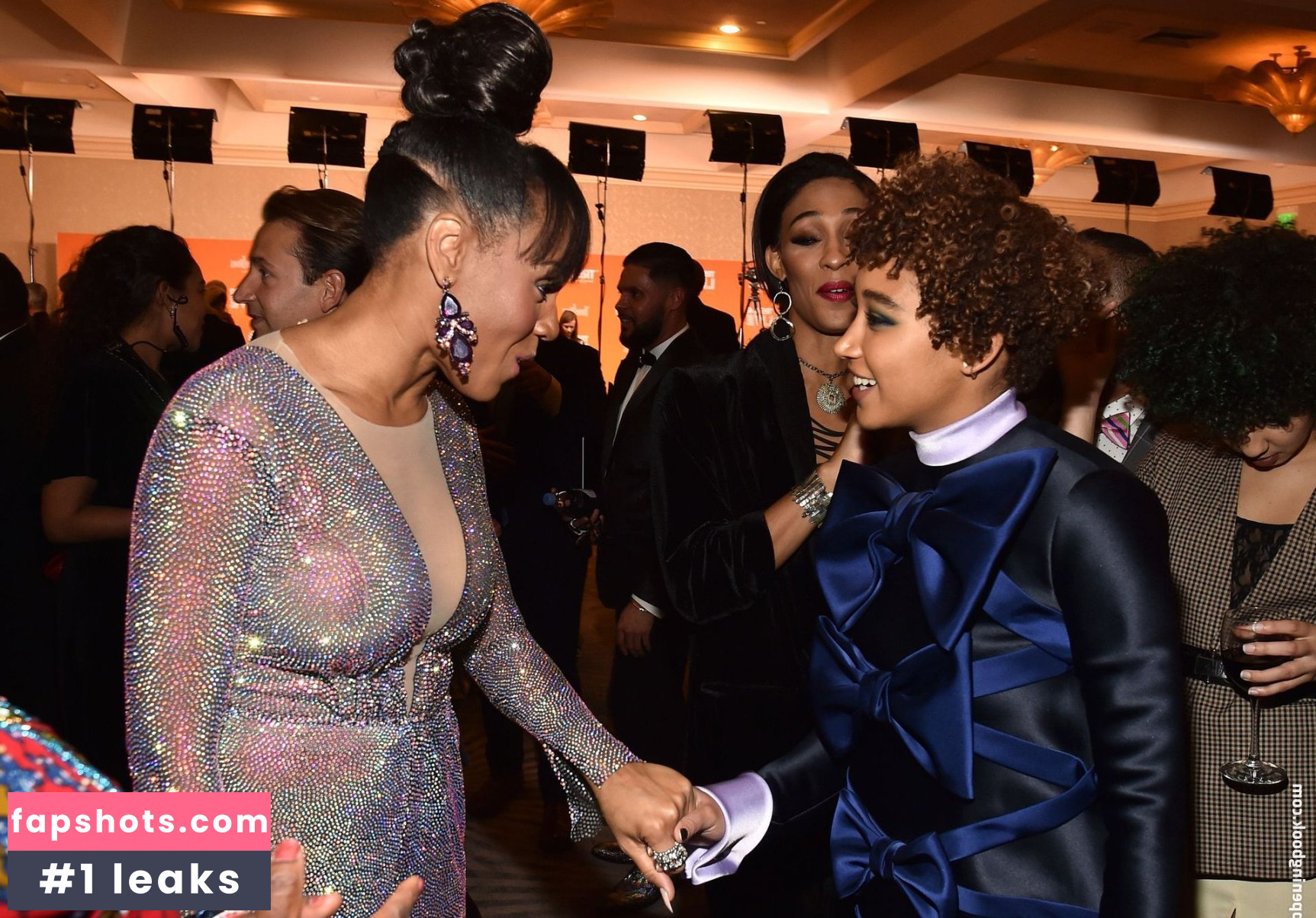 Deborah Cox gallery photo #11