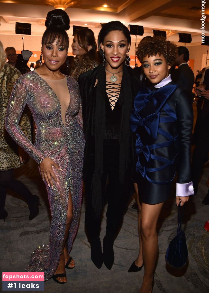 Deborah Cox nude babe gallery