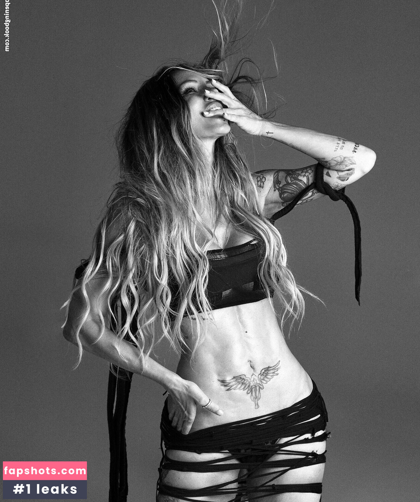 Deborah De Luca gallery photo #8