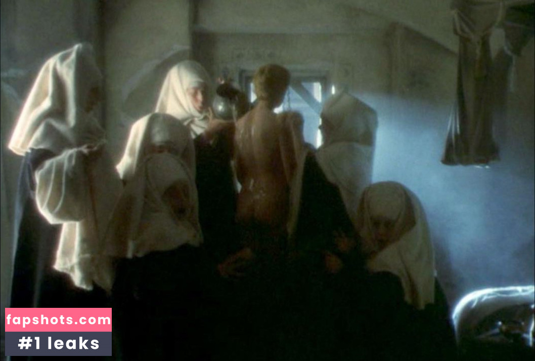 Deborah Fallender gallery photo #7