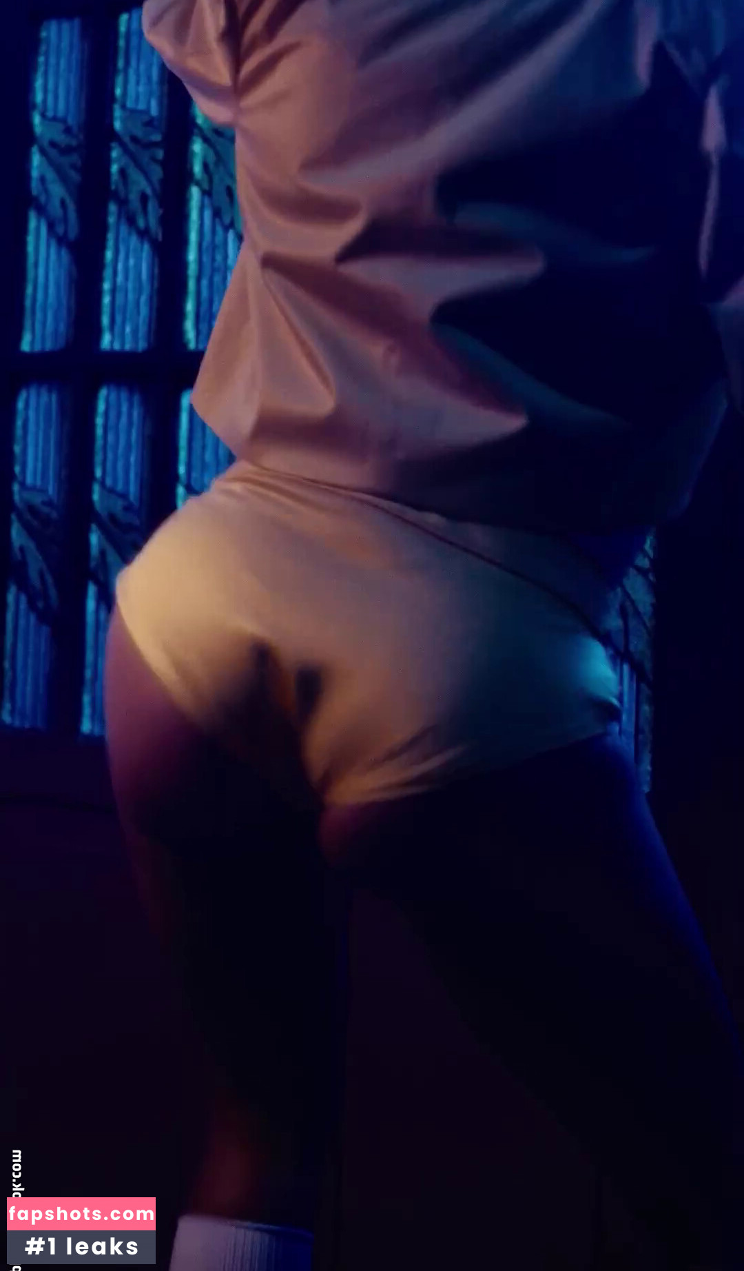 Deborah Secco gallery photo #161