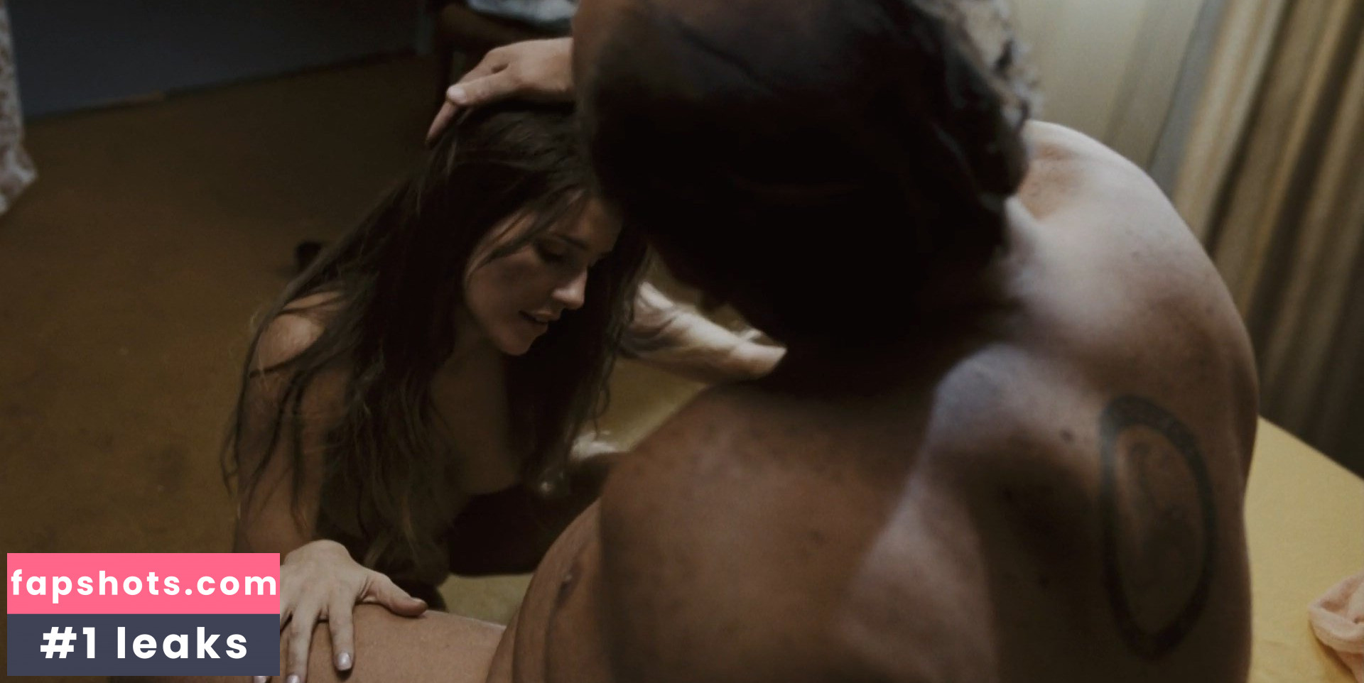 Deborah Secco gallery photo #284