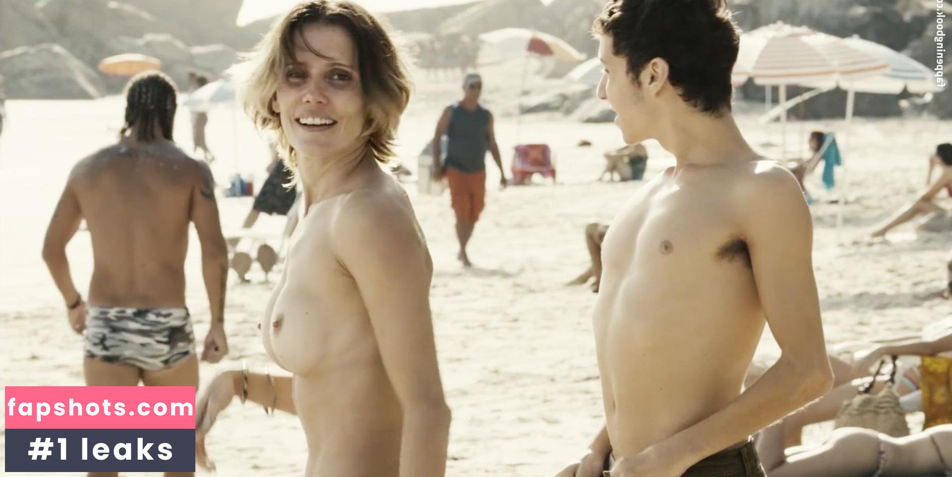 Deborah Secco gallery photo #290