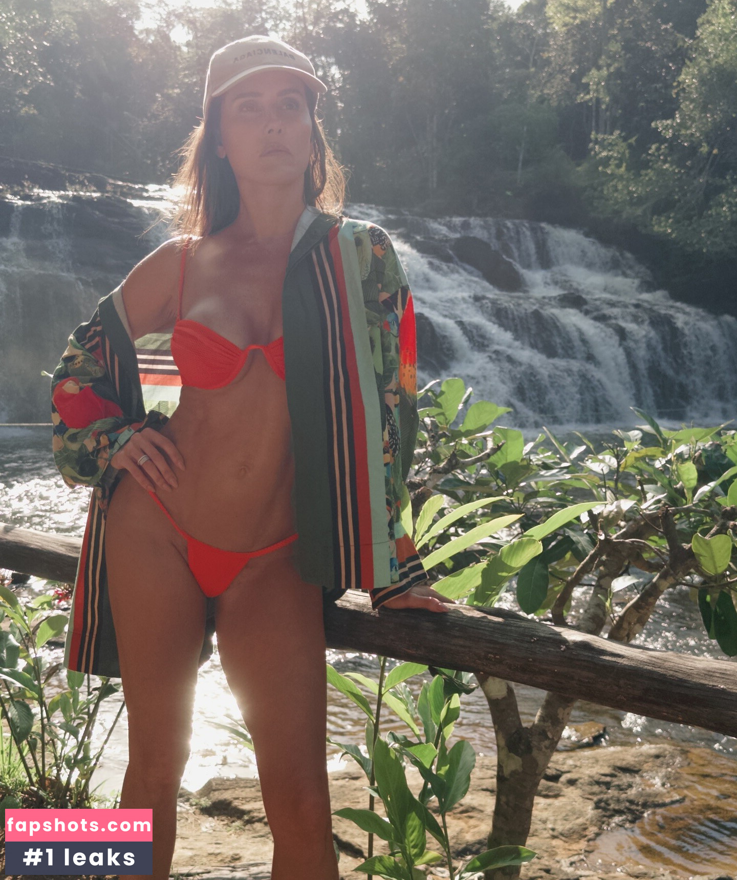 Deborah Secco gallery photo #88
