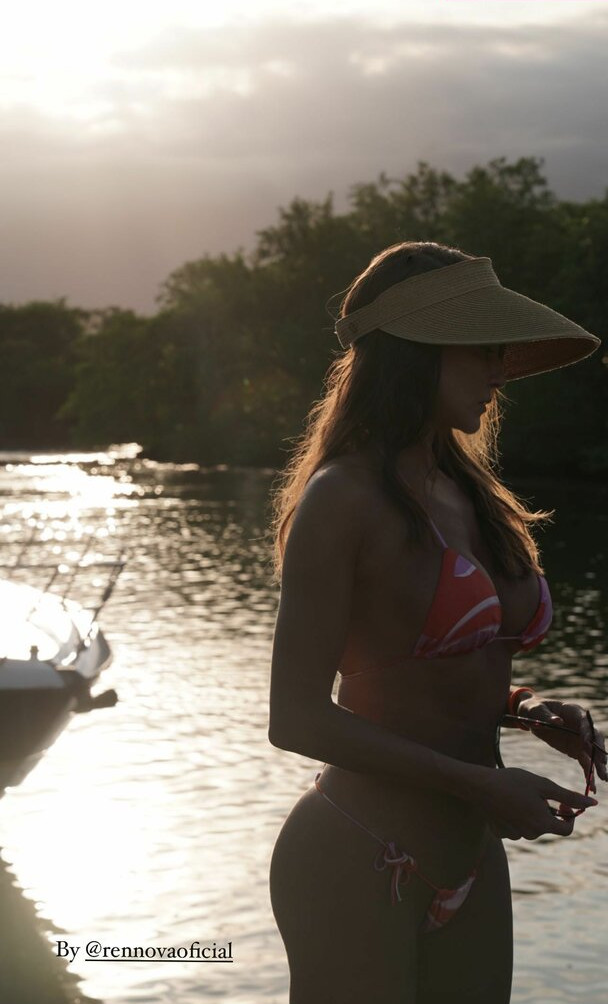 deborah-secco gallery photo #1047