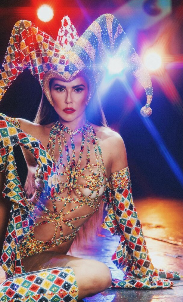 deborah-secco gallery photo #1101