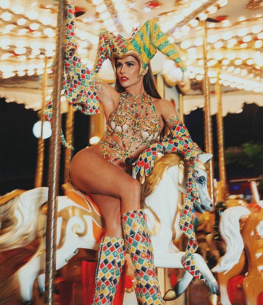 deborah-secco gallery photo #1107