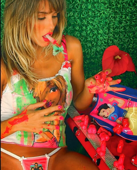 deborah-secco gallery photo #1248