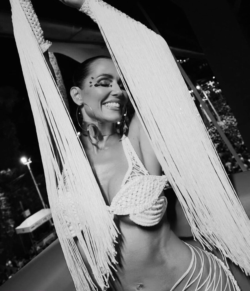 deborah-secco gallery photo #616