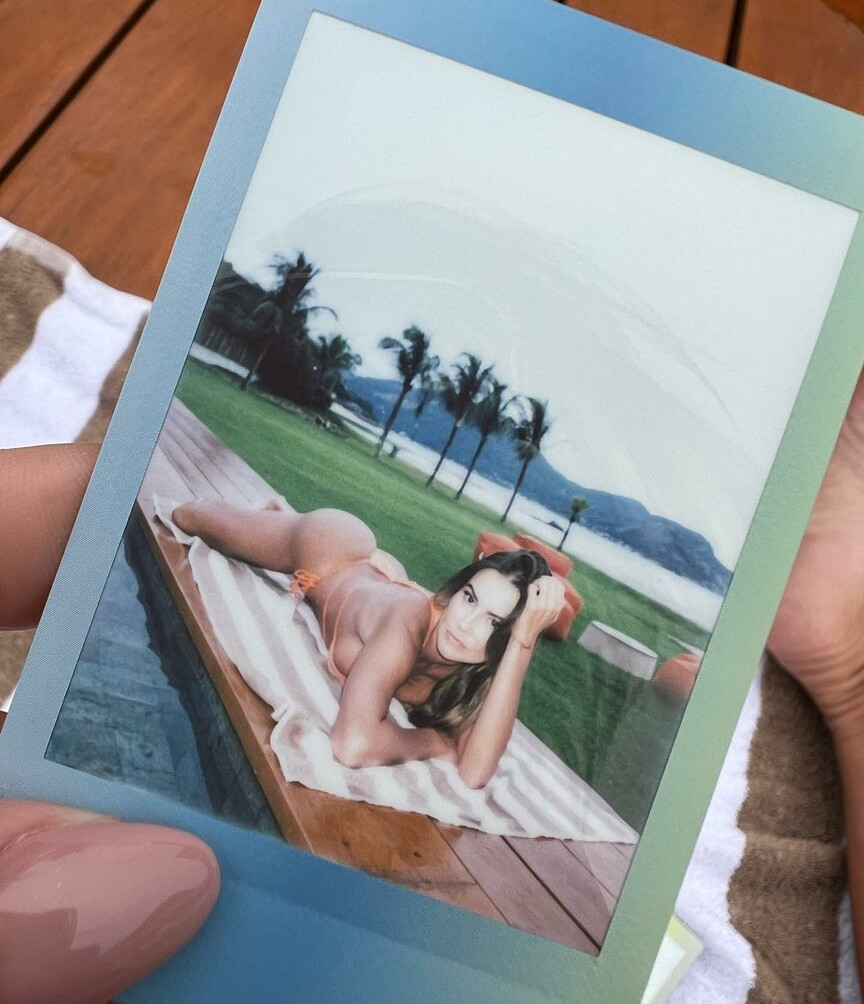 deborah-secco gallery photo #741