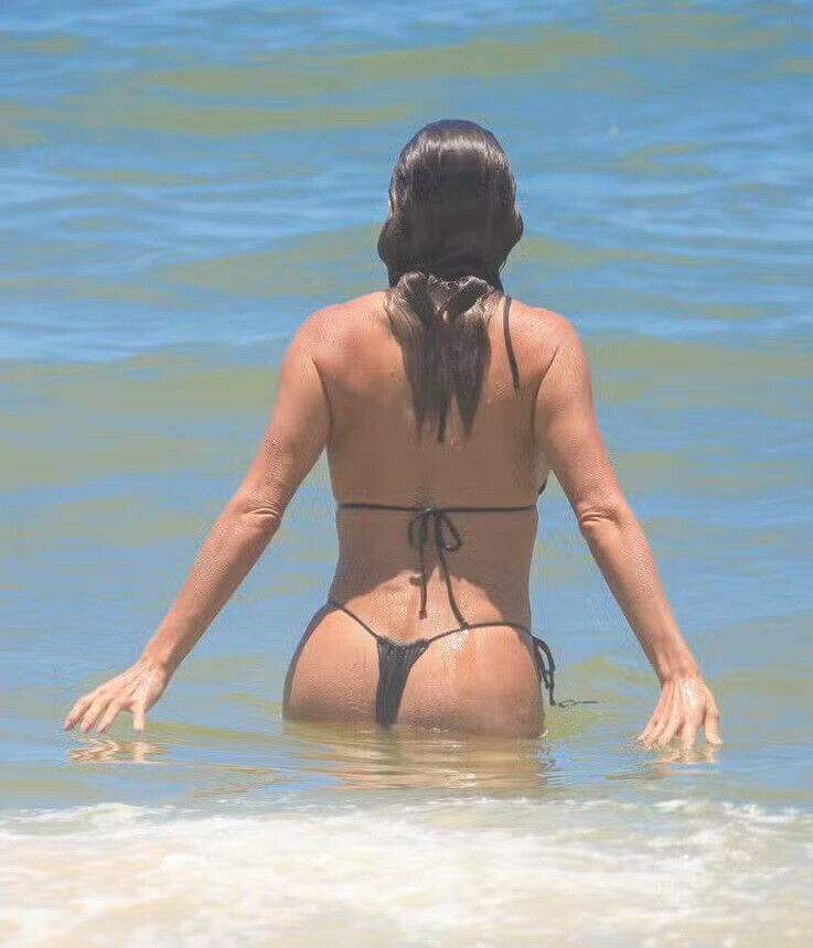 deborah-secco gallery photo #789