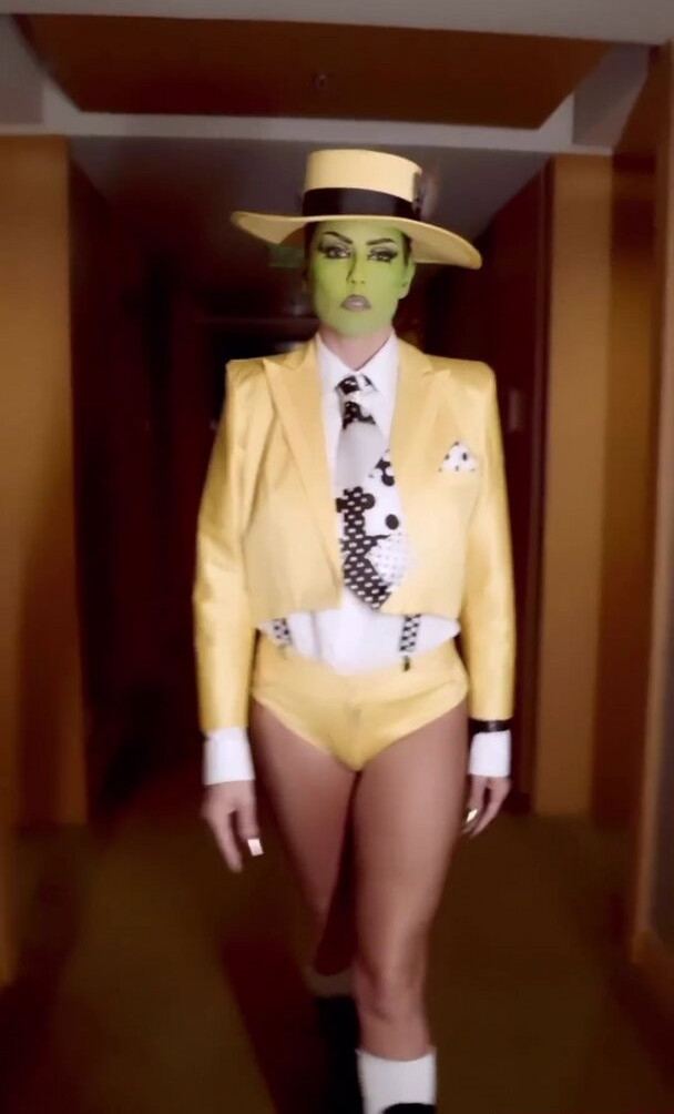 deborah-secco gallery photo #842