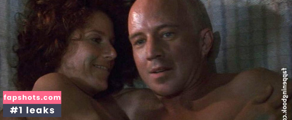 Debra Winger gallery photo #30