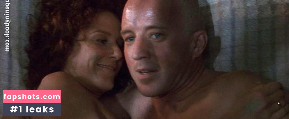 Debra Winger gallery photo #31