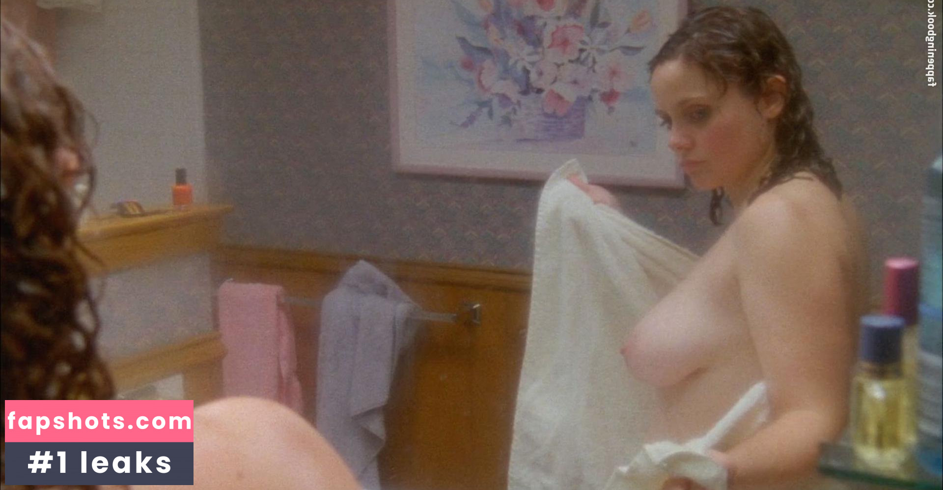 Dee Hennigan gallery photo #6