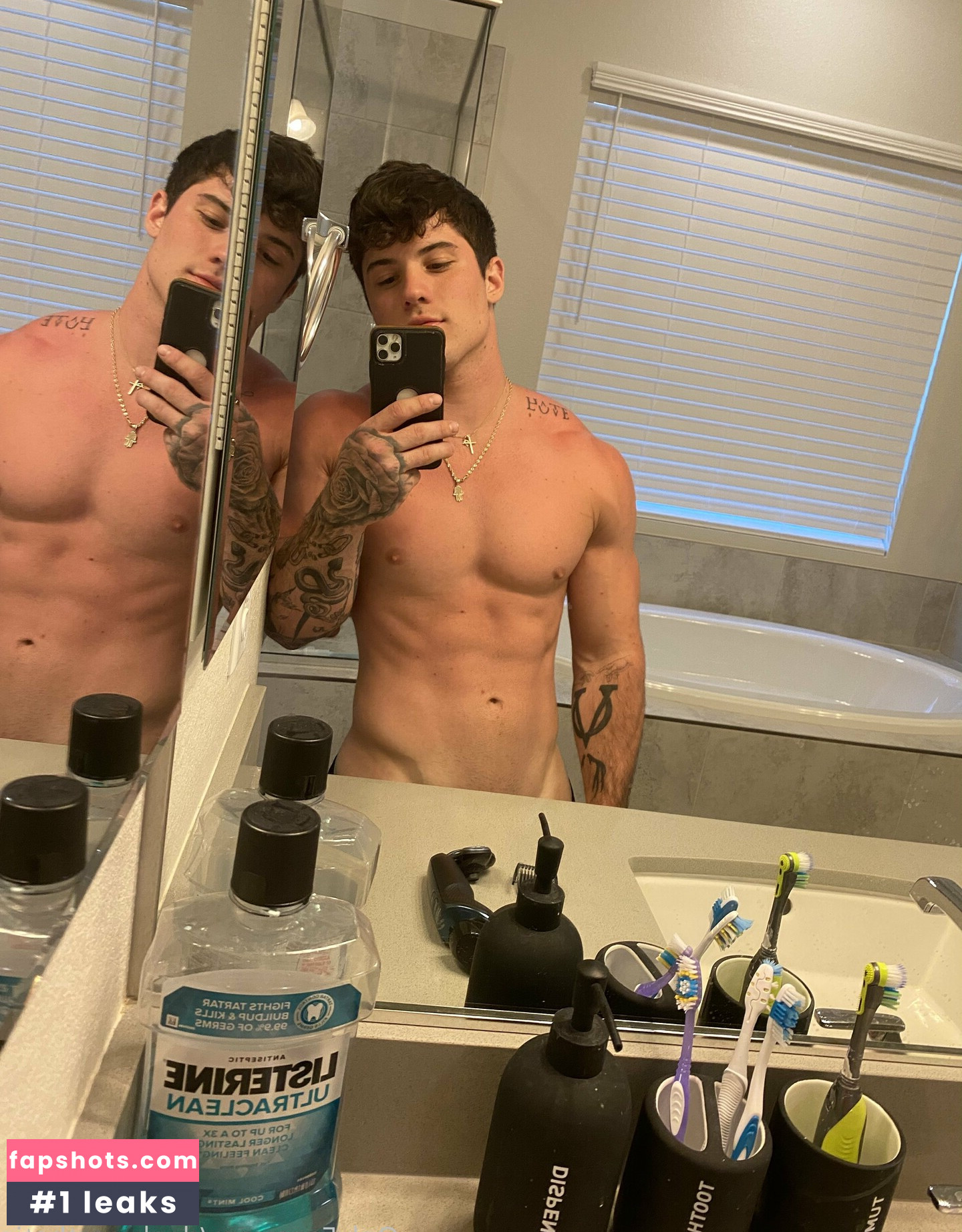 deek_aesthetic gallery photo #30