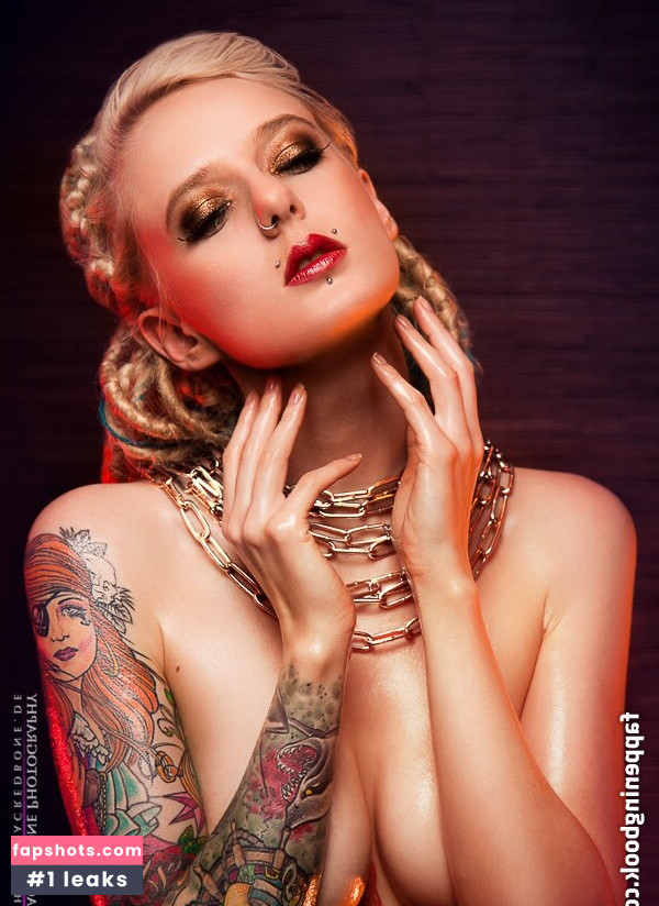 Deemonica ASMR gallery photo #2