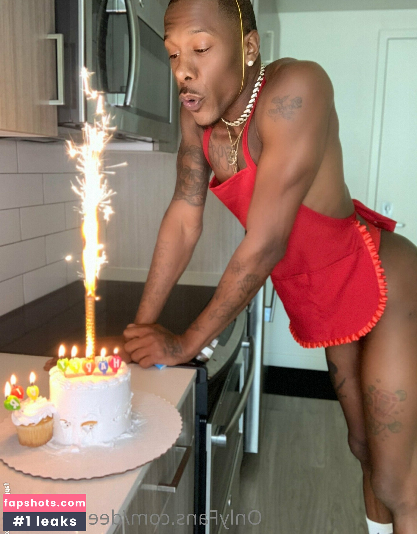 deepdiccfree gallery photo #4