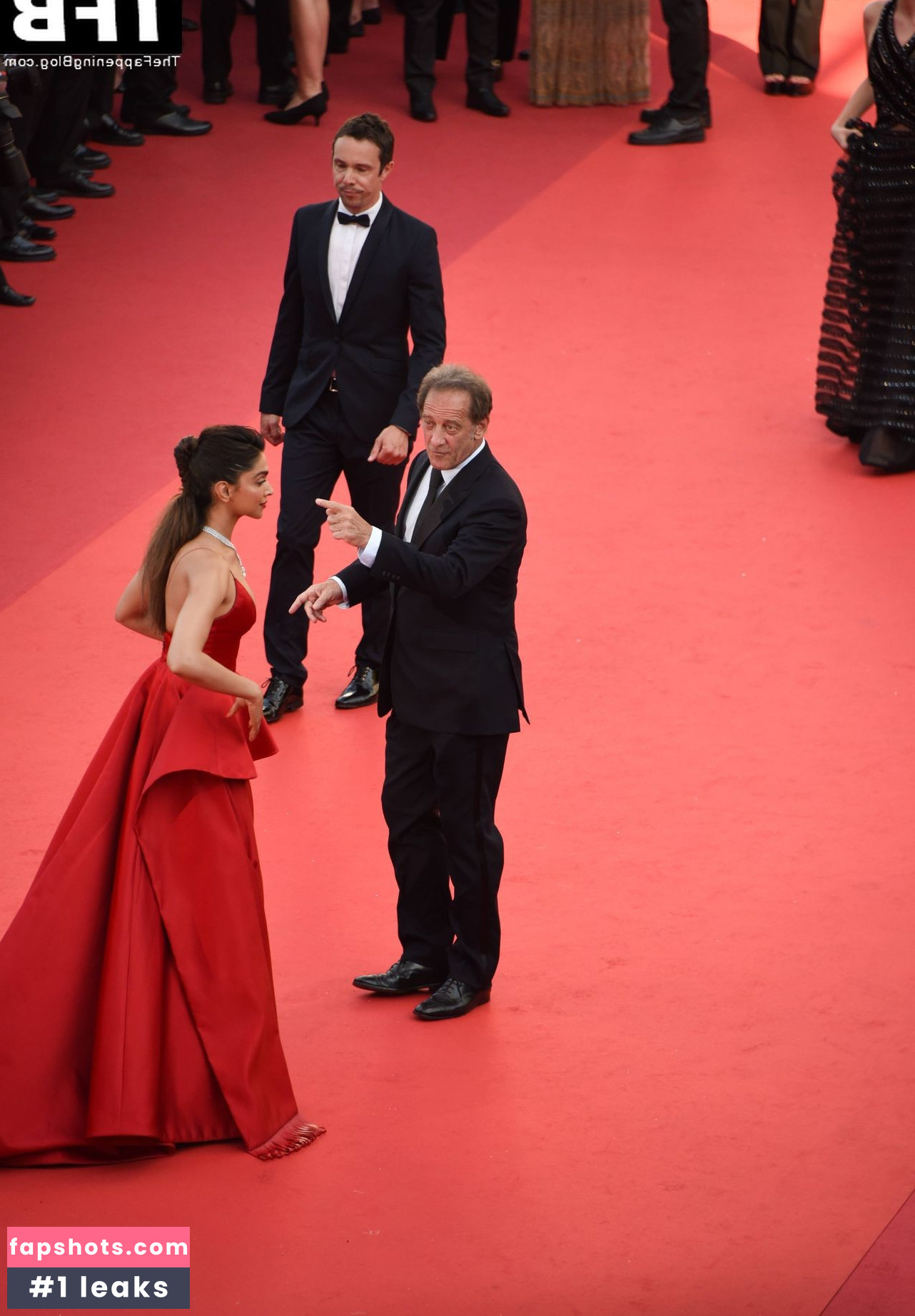 Deepika Padukone gallery photo #112