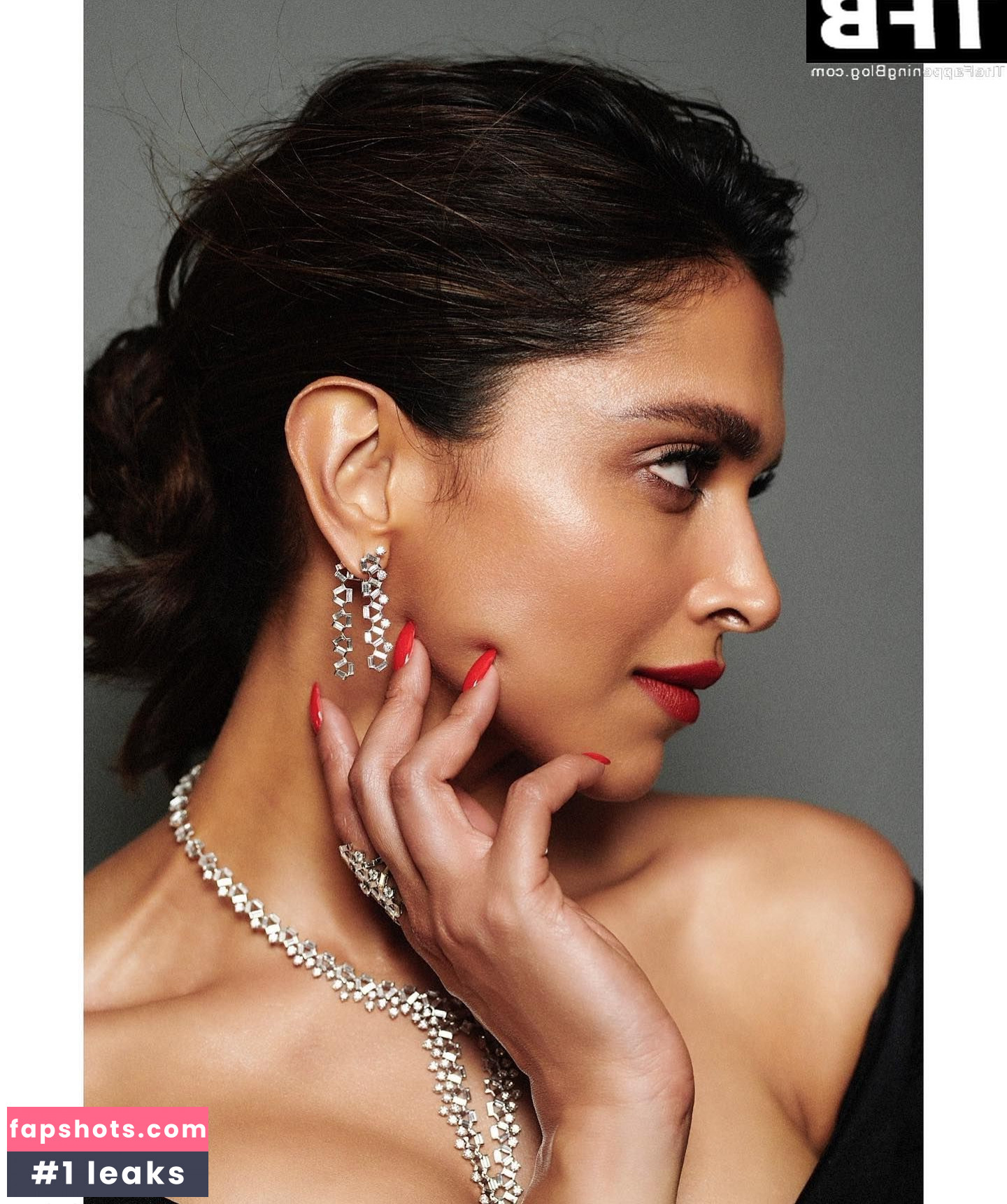 Deepika Padukone gallery photo #43