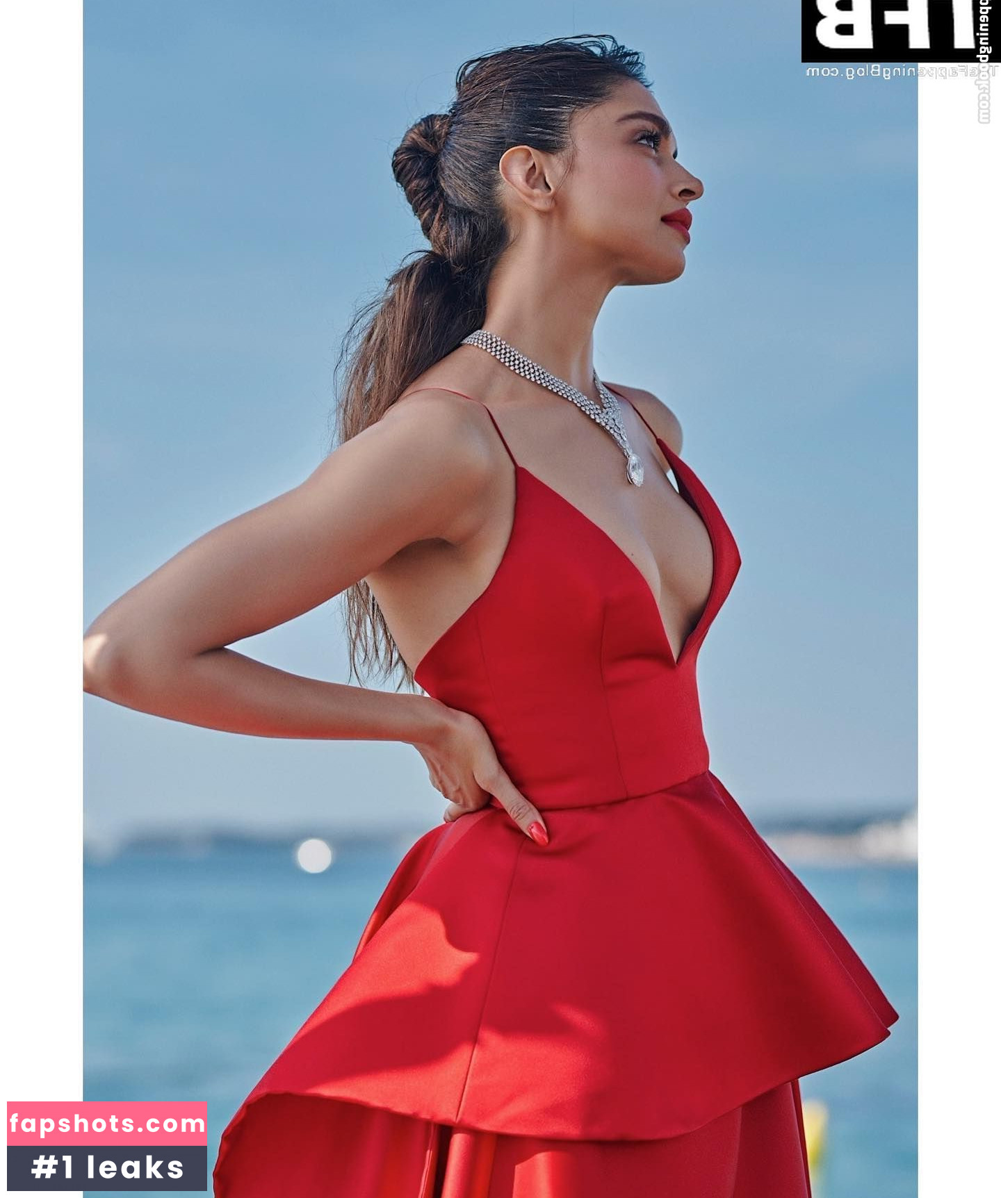 Deepika Padukone gallery photo #49