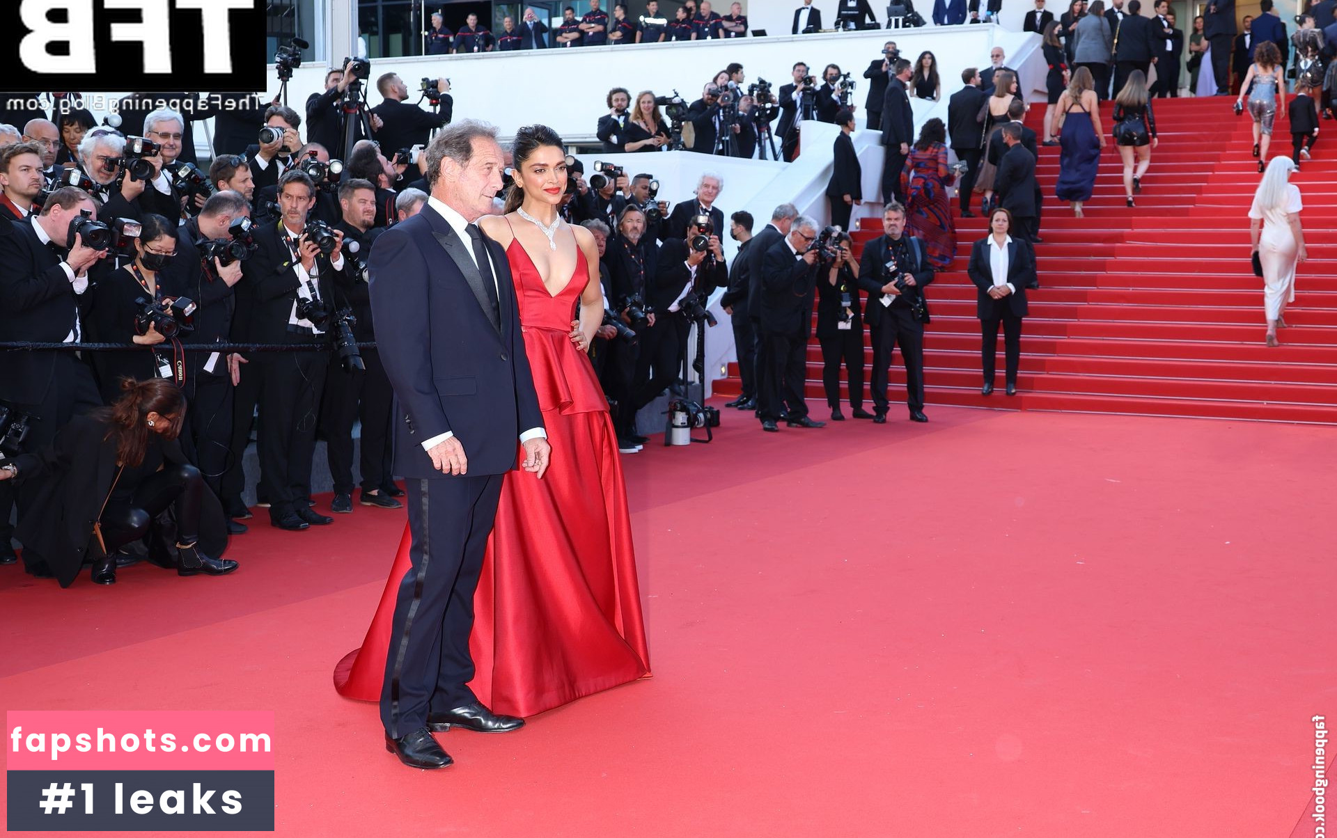 Deepika Padukone gallery photo #80