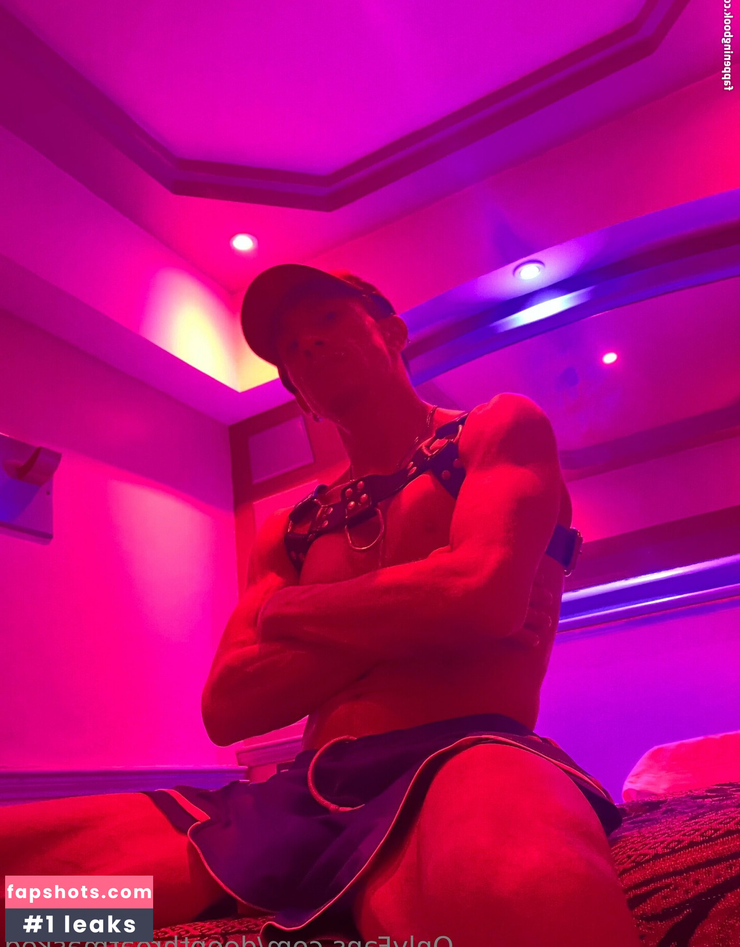 deepthroatmasked gallery photo #3