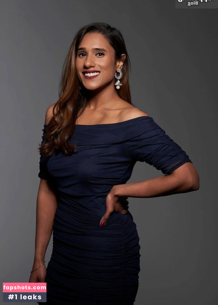 Deepti Vempati gallery photo #6