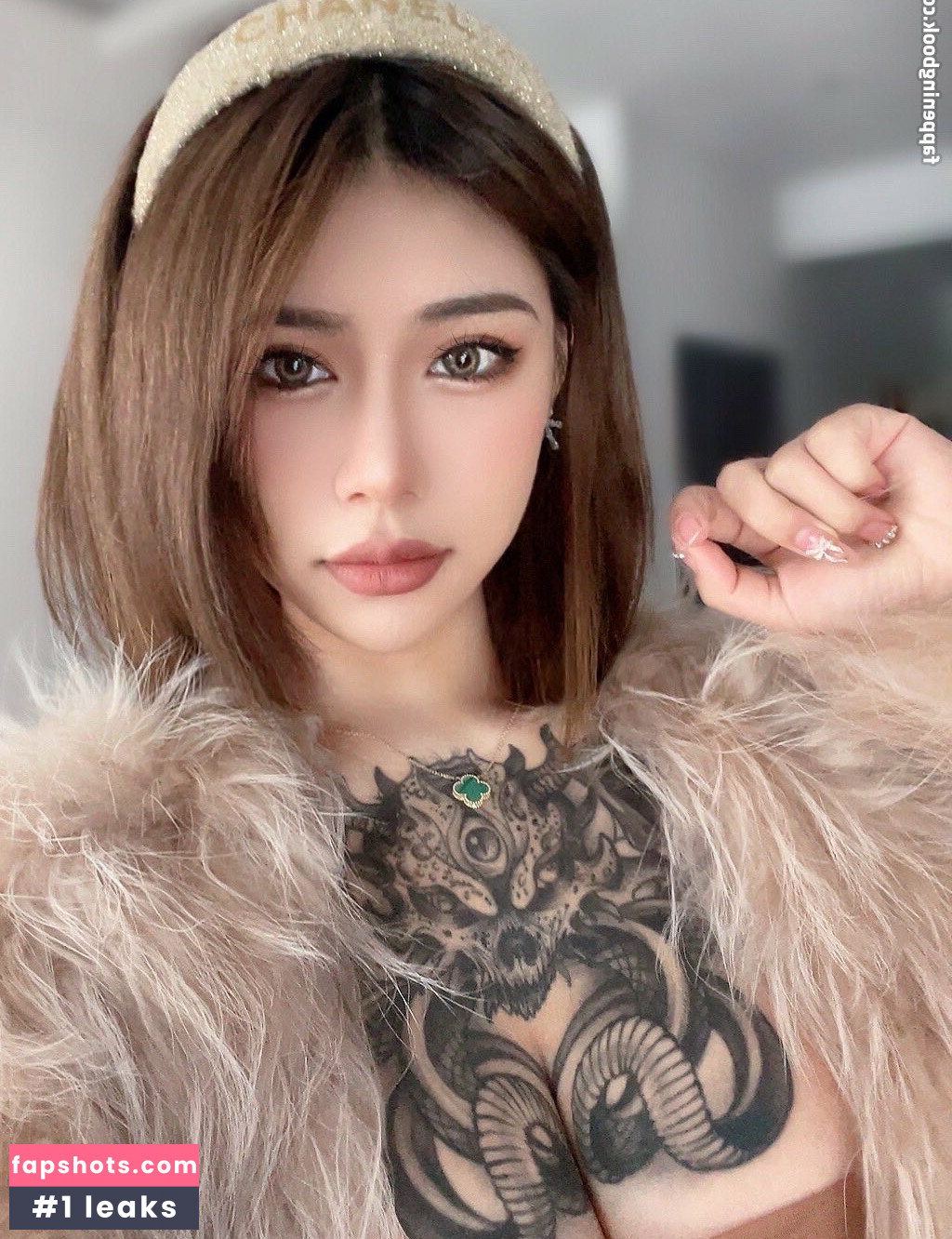 deer_white_ gallery photo #106