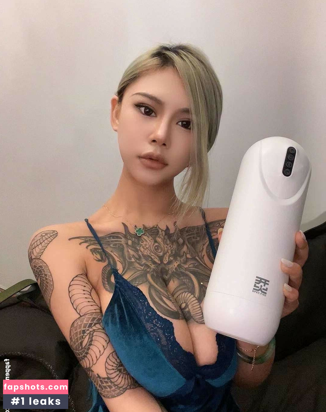 deer_white_ gallery photo #49