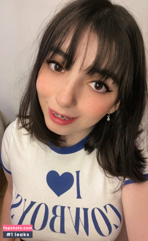 defiantpanda - Cora gallery photo #1005