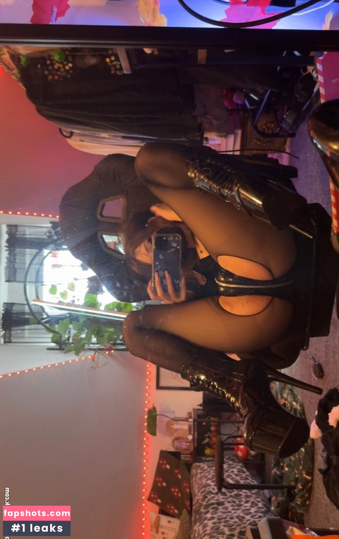 Definitelyjesus_ gallery photo #16