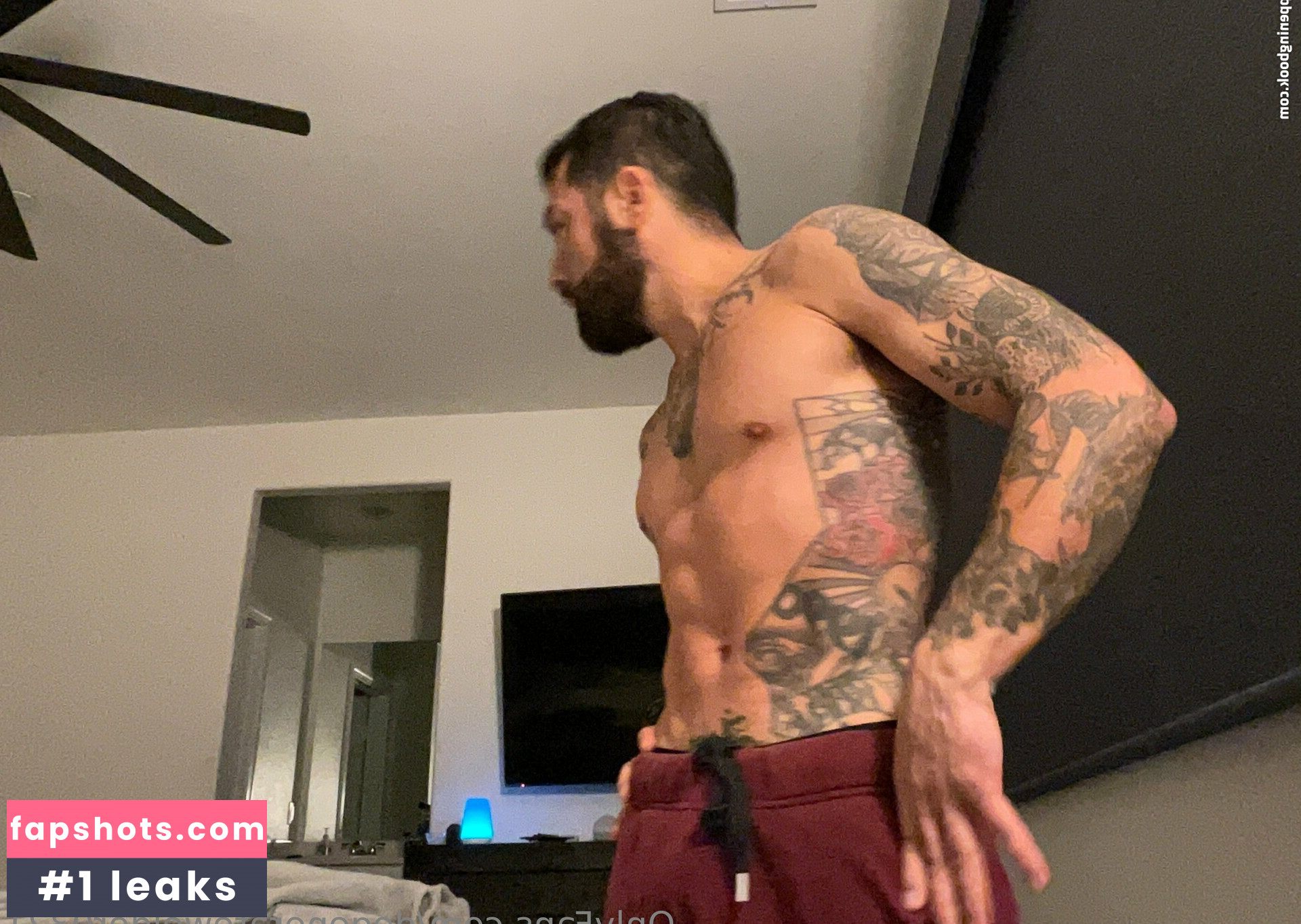 degeneratewelder0321 nude babe gallery