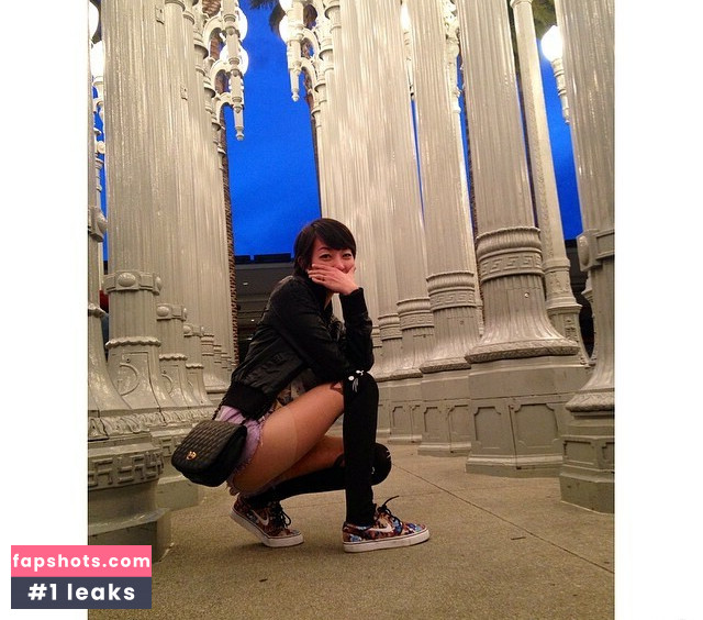 Deira Hanzawa nude babe gallery