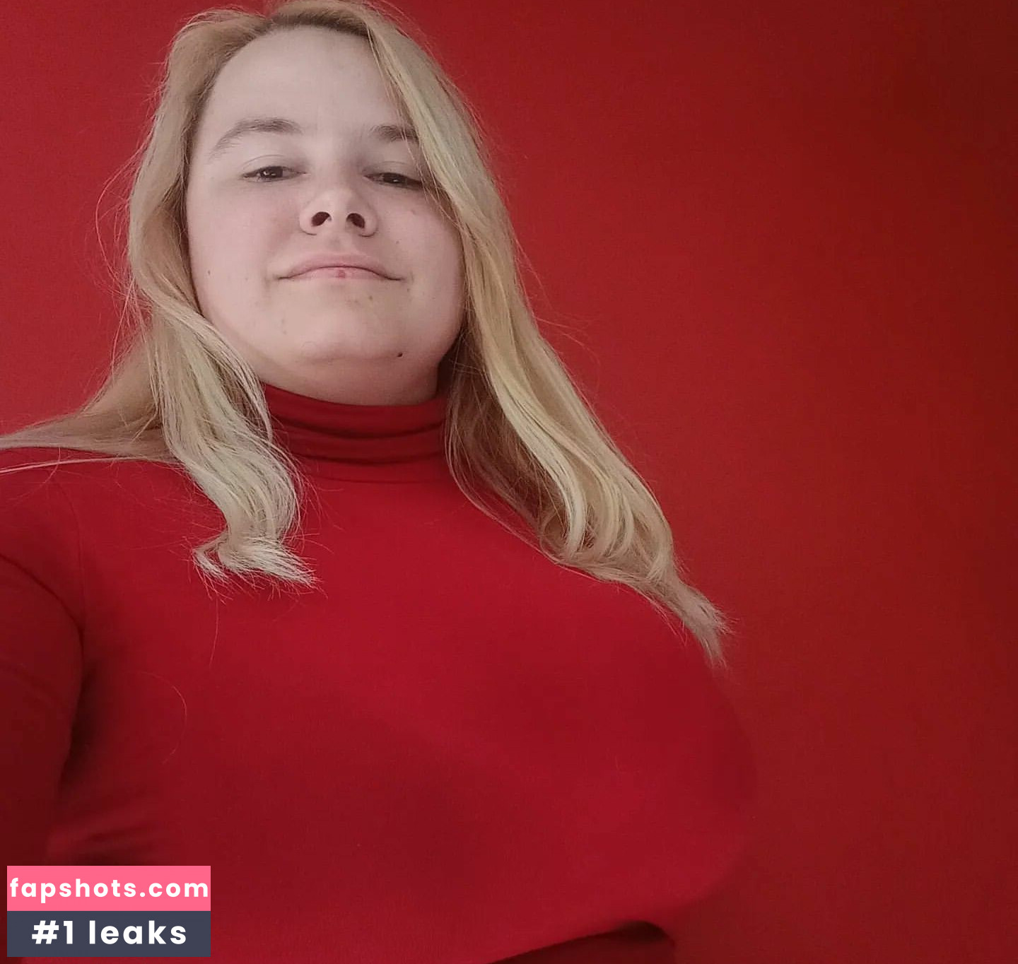 Dejana Savi gallery photo #8