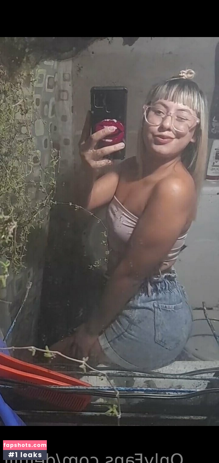 delfiiii gallery photo #2