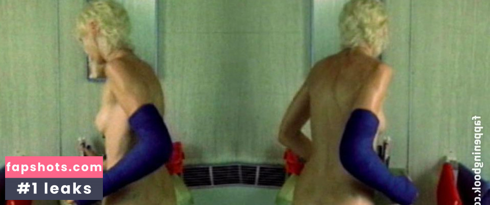 Delfine Bafort gallery photo #4