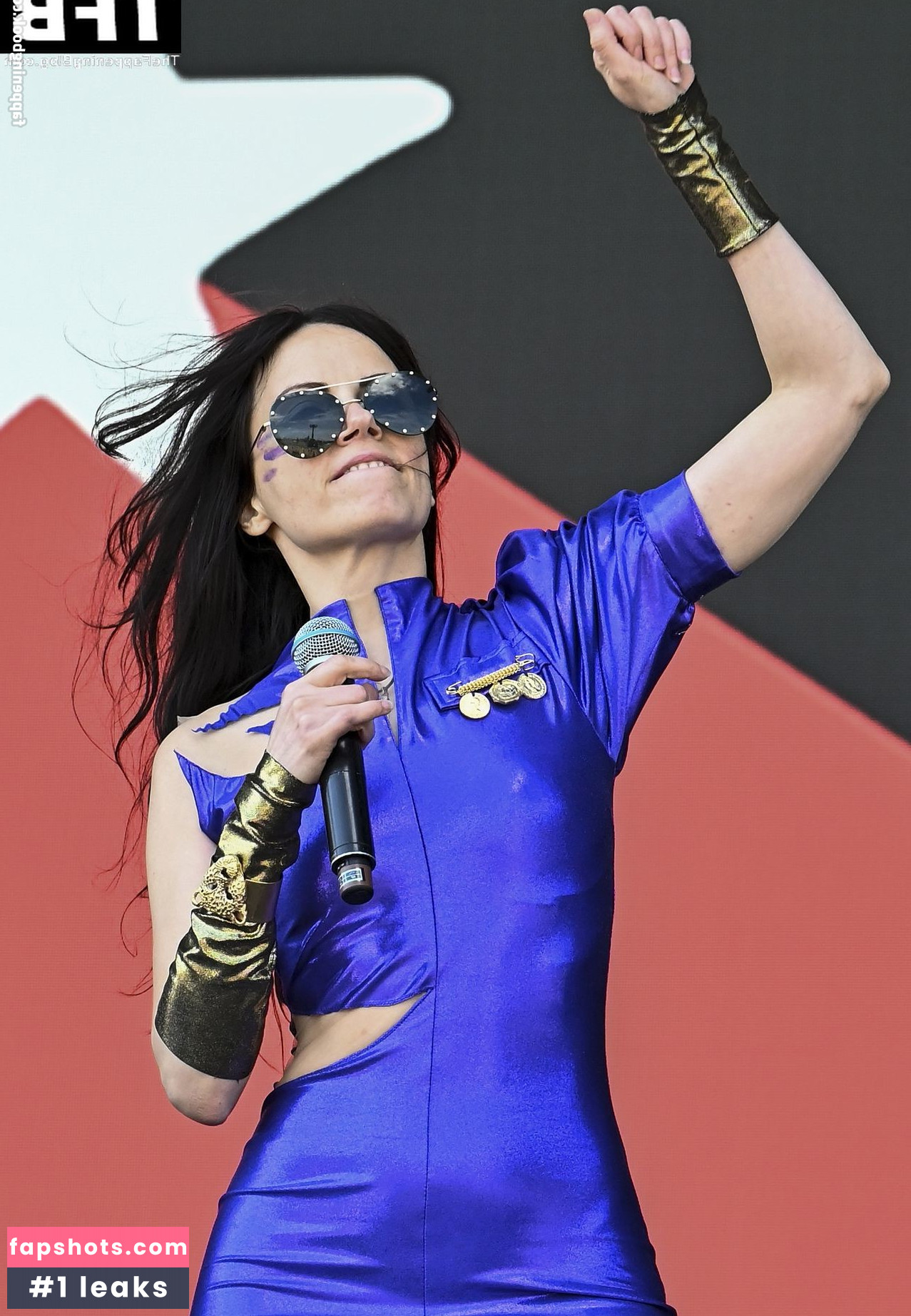 Delila Paz gallery photo #8