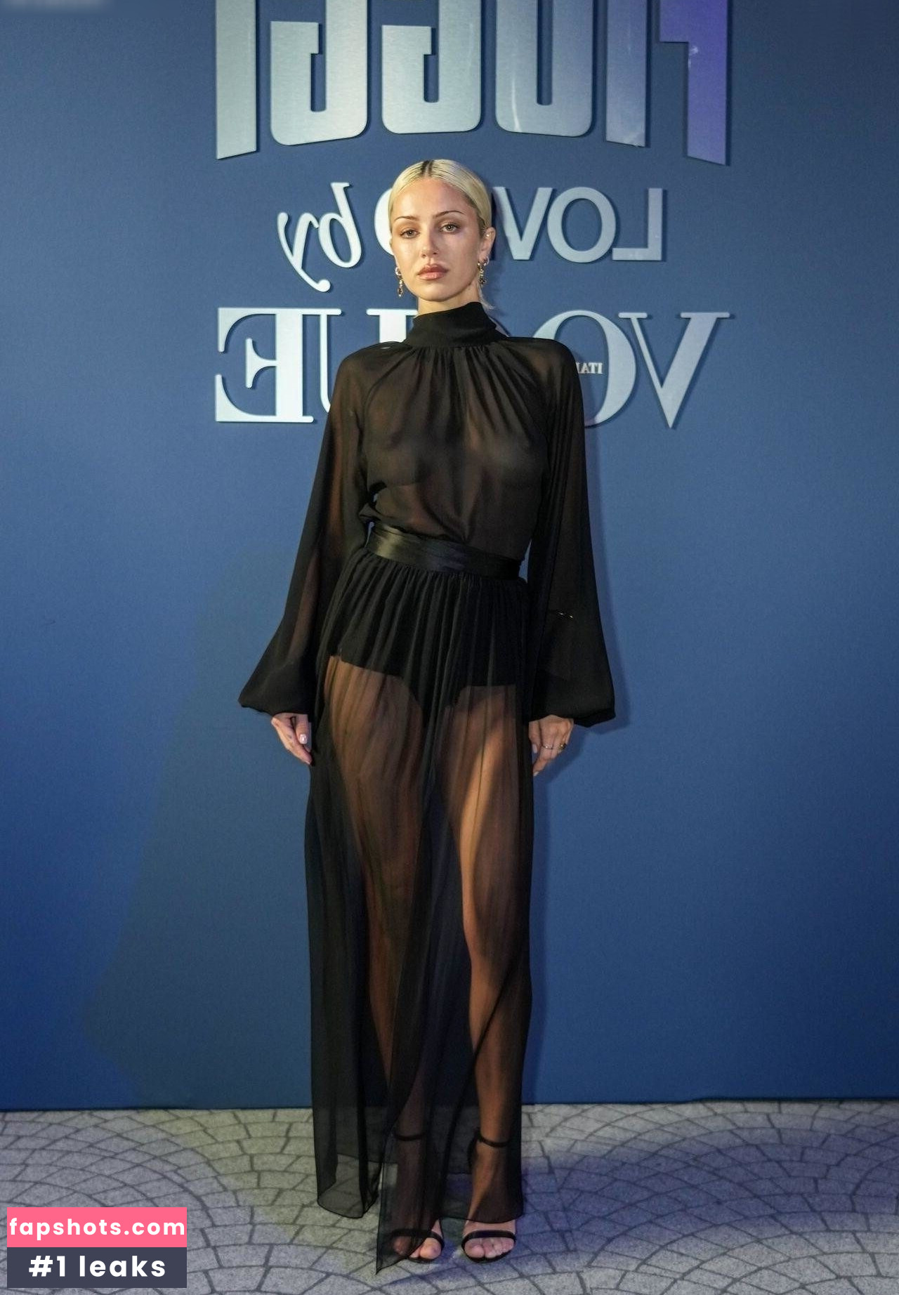 Delilah Hamlin Nude Leaks OnlyFans Photos #15 - LeakJerk