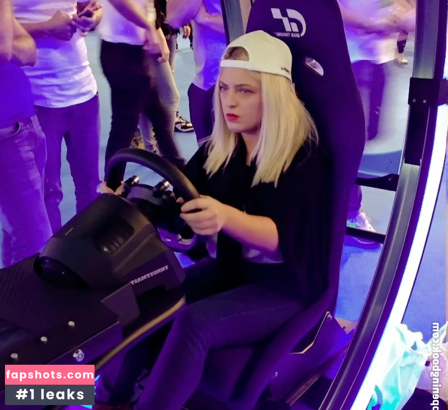 delilipower gallery photo #5