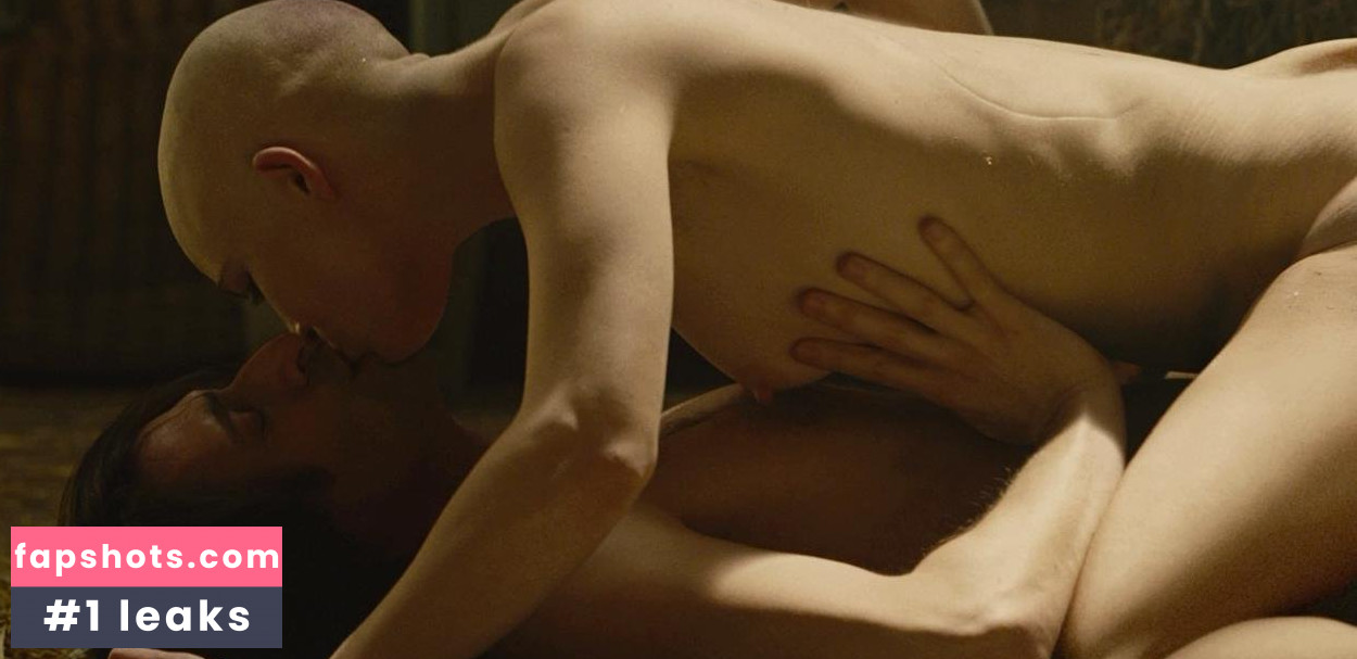 Delphine Chanéac gallery photo #13