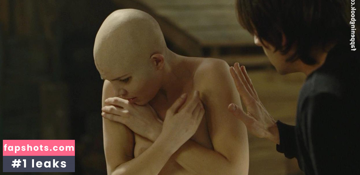 Delphine Chanéac gallery photo #5