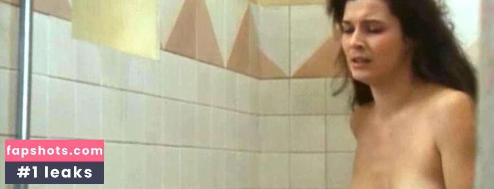 Delphine Forest gallery photo #10