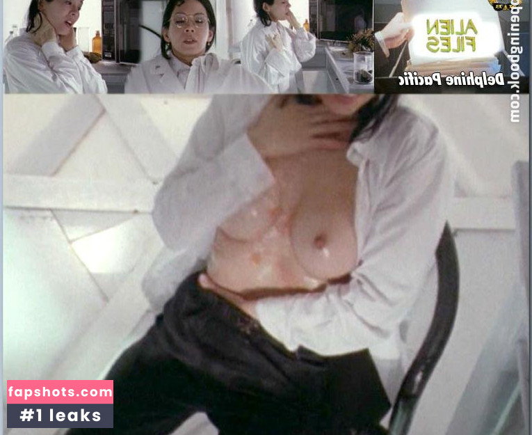 Delphine Pacific gallery photo #15