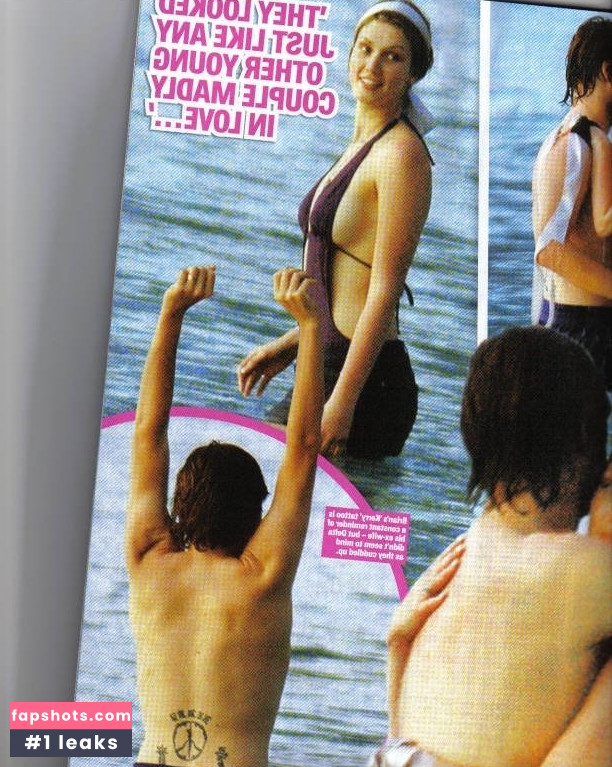 Delta Goodrem gallery photo #31