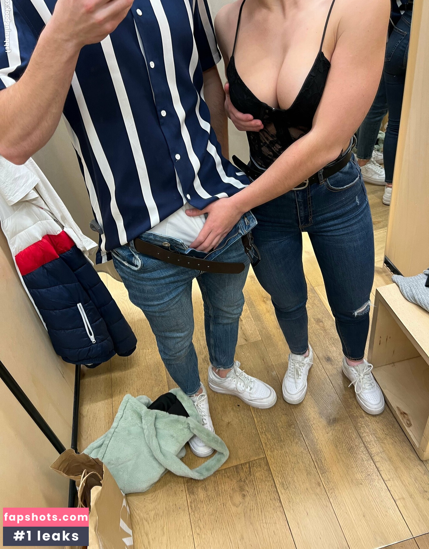 deluxio-r gallery photo #17